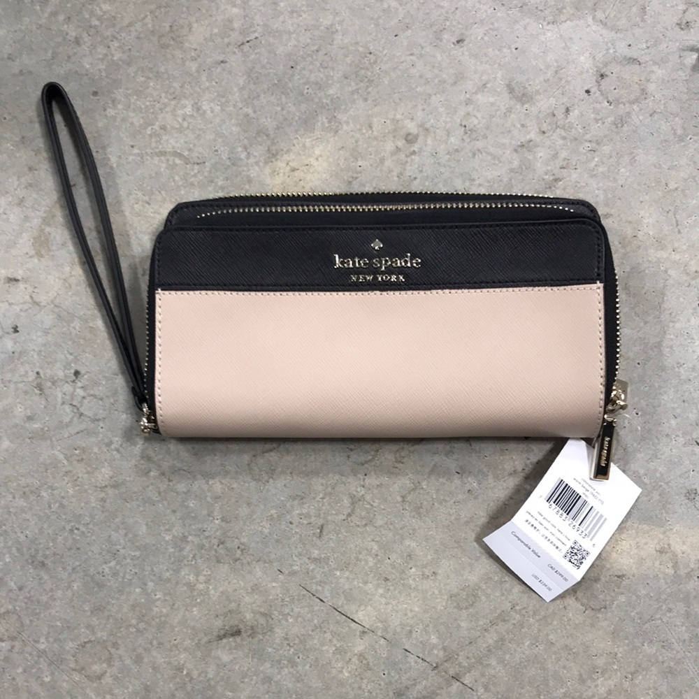 kate spade Two-Tone Black and Blush Wristlet Wallet